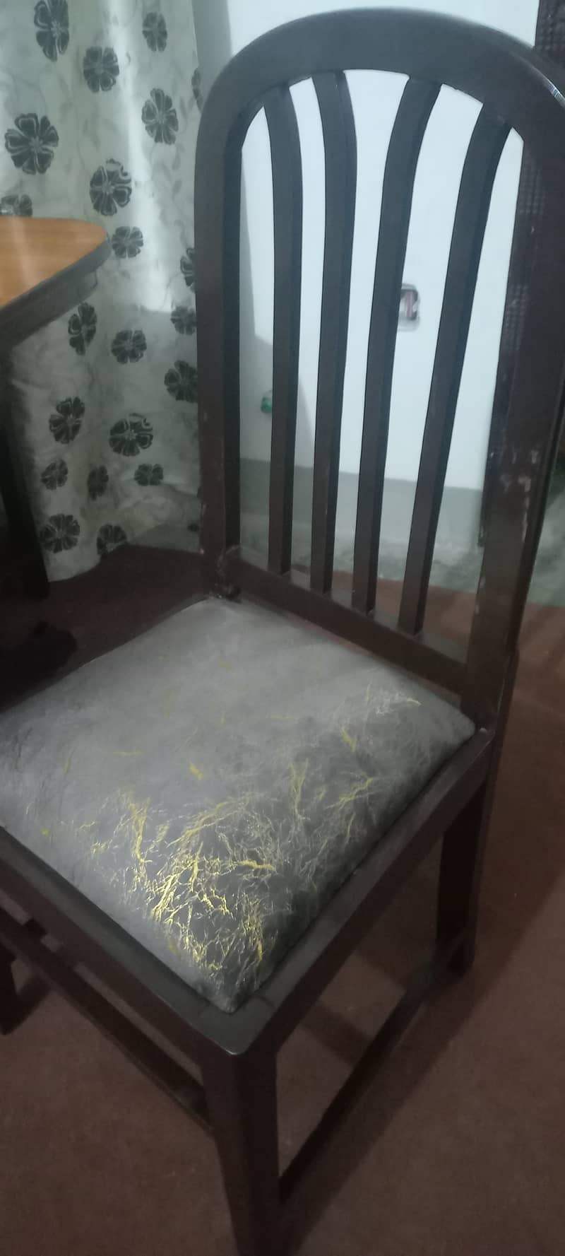 Dining table for sale 5