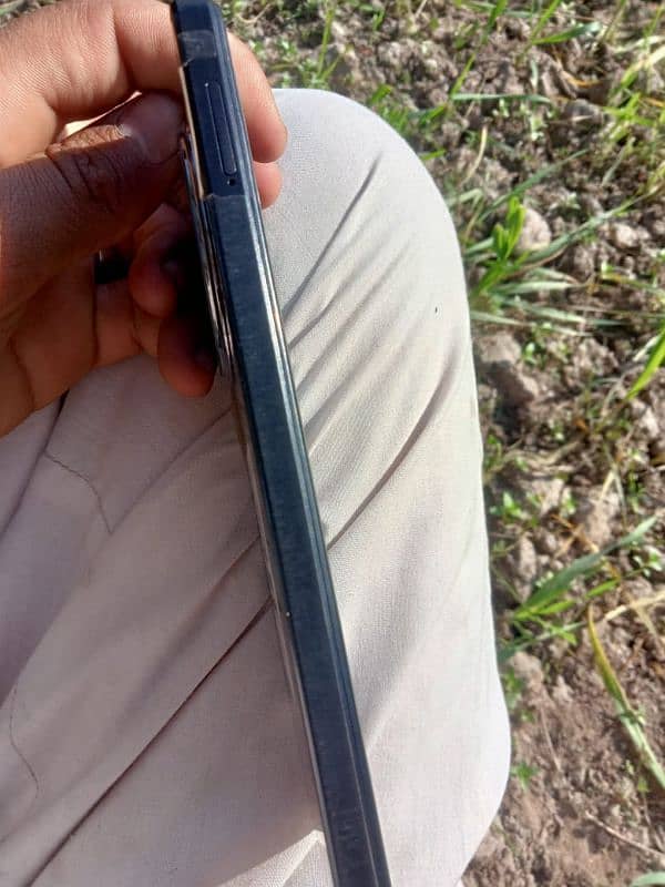 Mobile 1