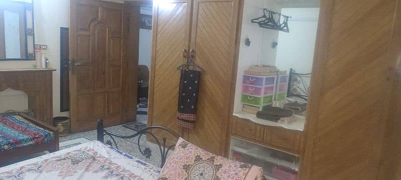 single and sharing rooms available-females only 1