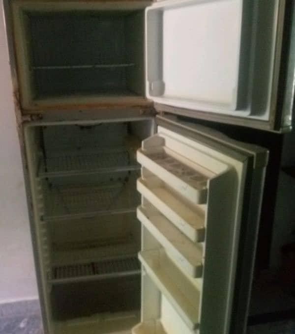 Dawlance freezer for sale 1
