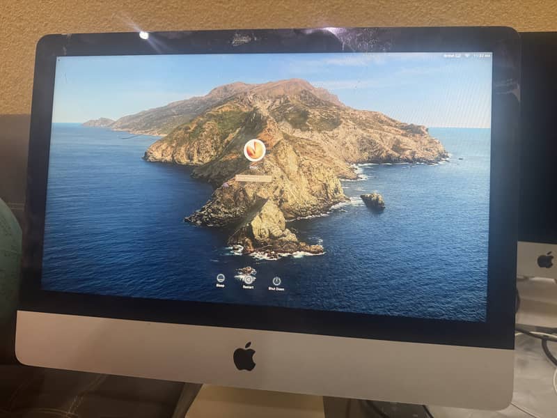 Apple imac ( 2012 ) 1Gb Hard 8Gb Ram 0