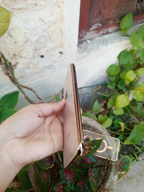 IPhone Xs Max Non PTA 1
