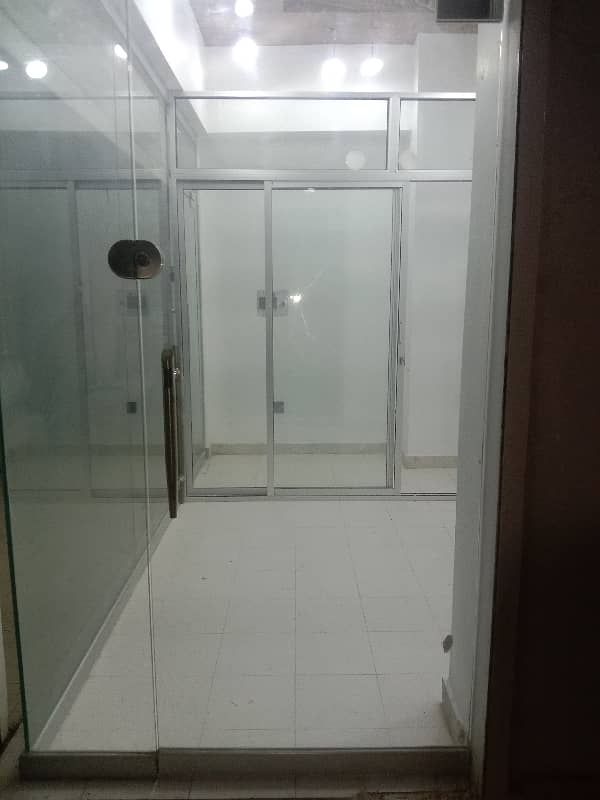 FURNISH OFFICE AVAILABLE FOR RENT 1