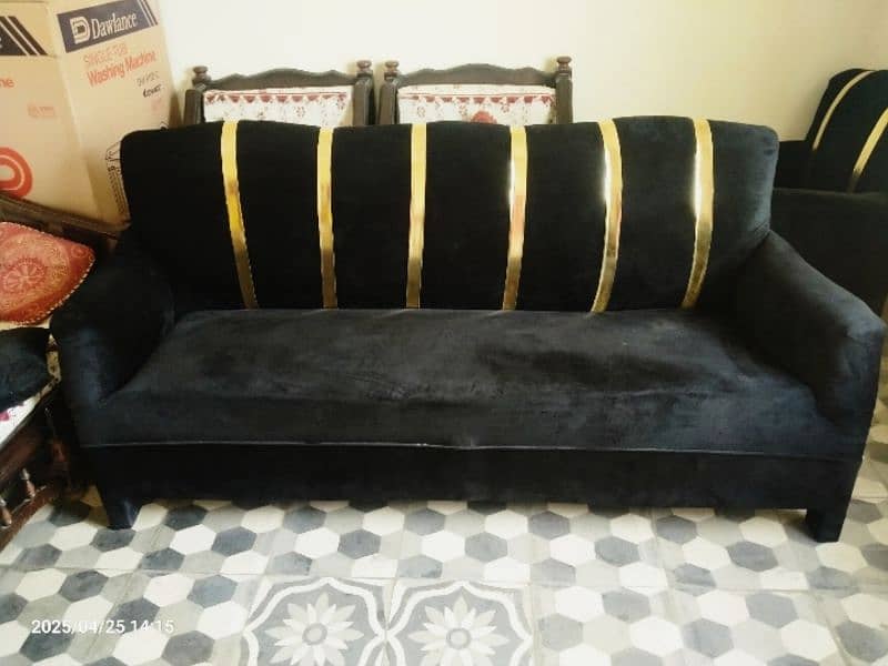 5 Seater Sofa 0