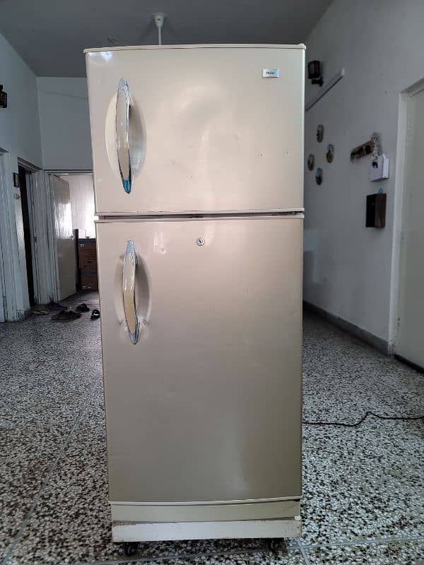 Haier refrigerator/fridge HRF-270 0