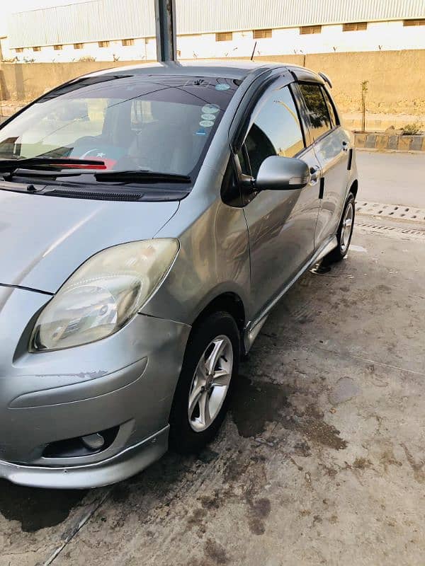 Toyota Vitz 2010 5