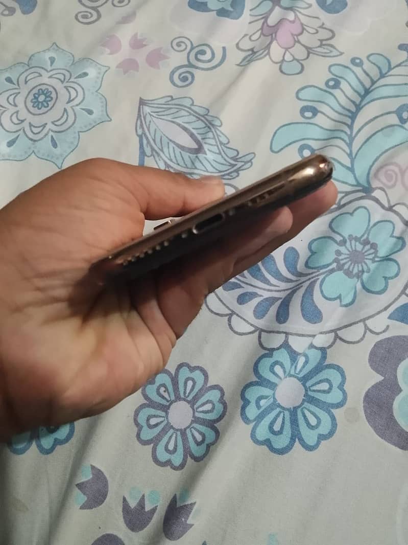 Iphone xs 5