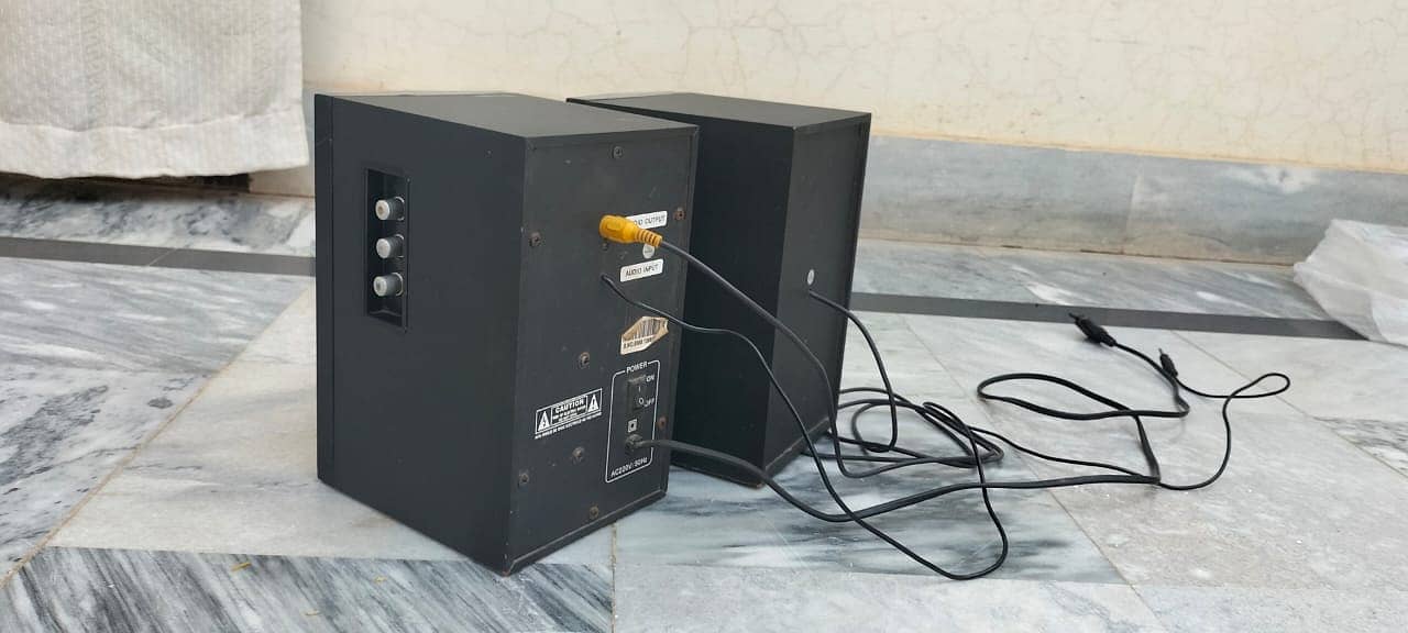 Audionic AD 2200 Speaker 1