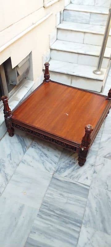 Chinoti Style Center Table with Glass Top 3