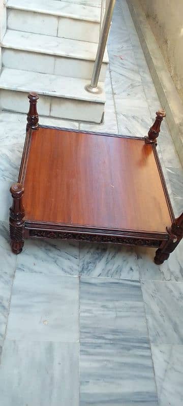 Chinoti Style Center Table with Glass Top 4