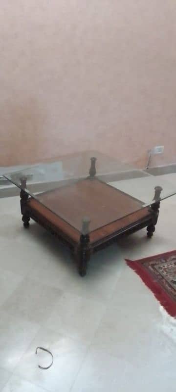 Chinoti Style Center Table with Glass Top 6