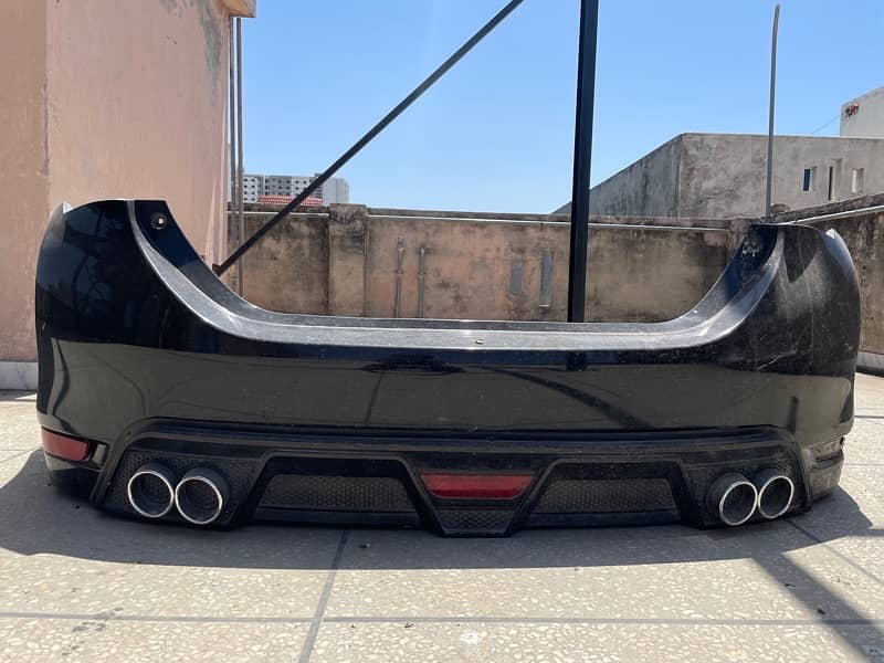 Corolla 2014/17 Rear Bumper with bodykit 1