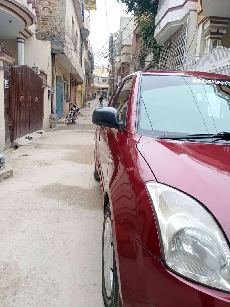 Suzuki Swift 1
