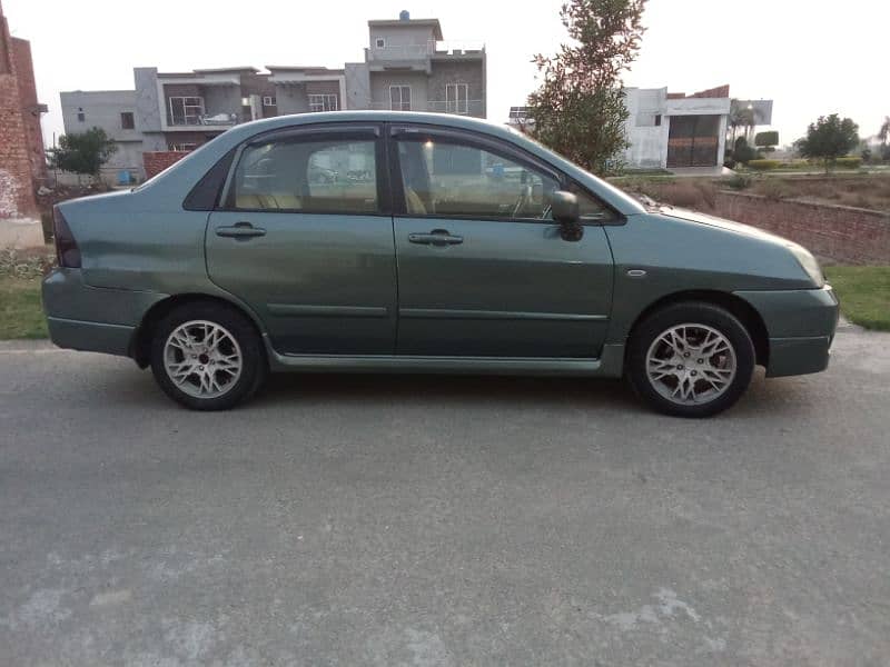 Suzuki Liana 2007 1