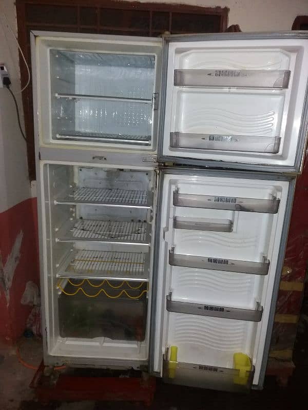 Jambo Size Dawalance Refrigerator 100% OK. Just like a New 1