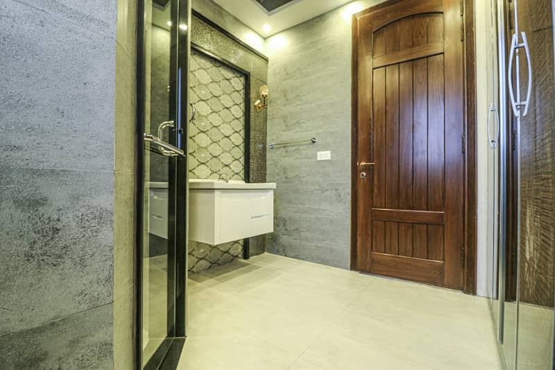 Spanish Designed Tasteful 1 Kanal House Is For Sell In Dha Lahore 19
