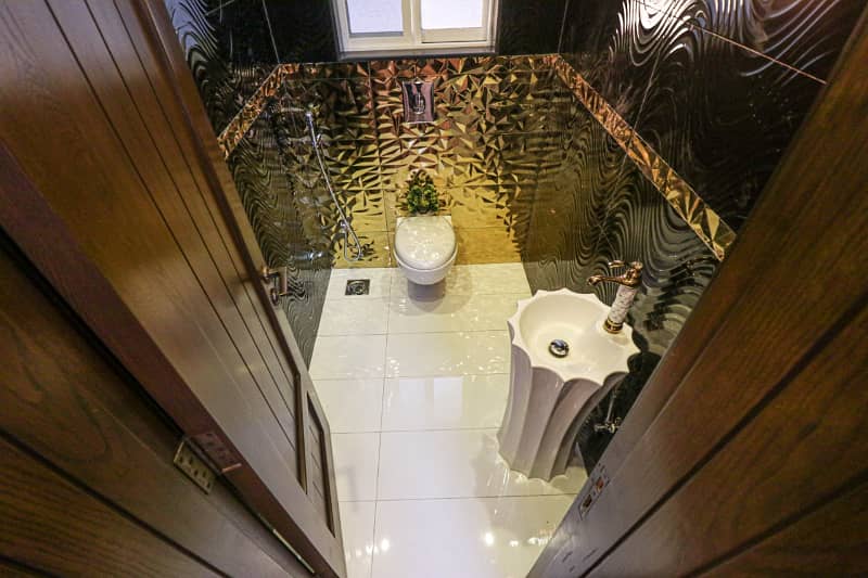 Spanish Designed Tasteful 1 Kanal House Is For Sell In Dha Lahore 24