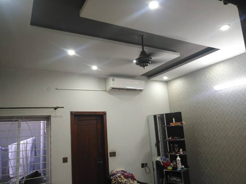 5 MARLA SLIGHTLY USED UPPER PORTION IS AVAILABLE FOR RENT ON TOP LOCATION OF WAPDA TOWN PHASE1 14