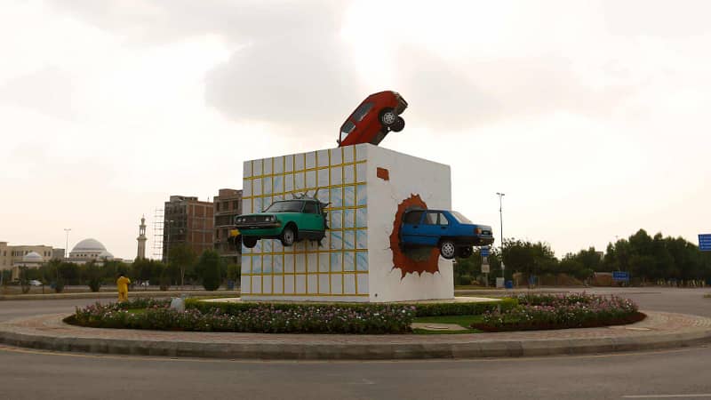 11.40 Marla Corner Plot For Sale In E Block Phase 2 Bahria Orchard Lahore. 3