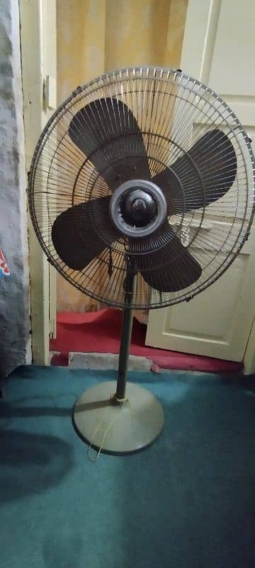 Pak Fan condition 9/10. 3