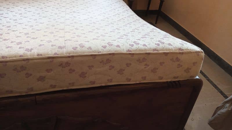 King Size Double Bed with Mattress 0
