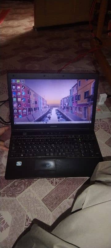 Toshiba corei5 3rd generation 0