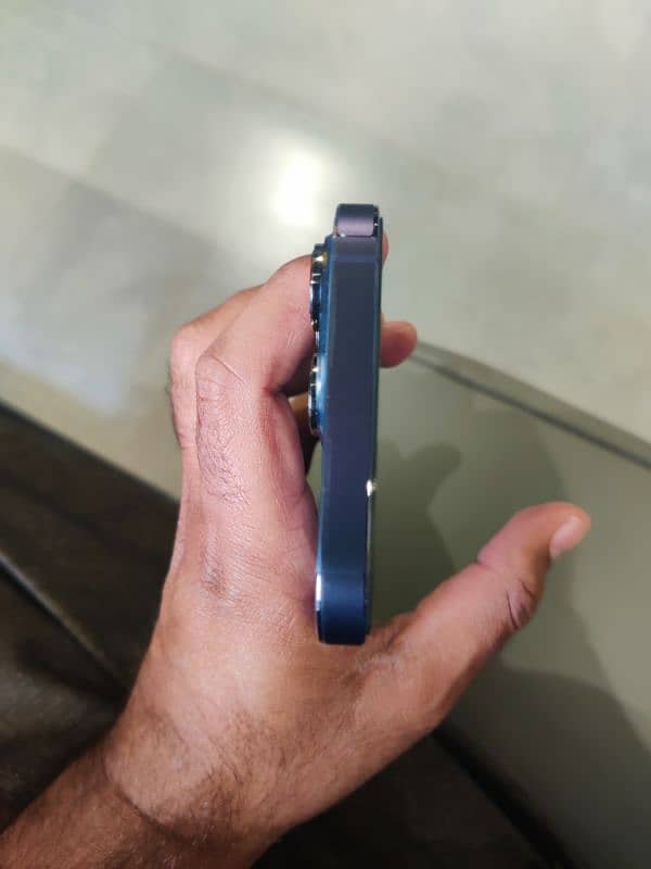 iphone 14 pro max jv 2