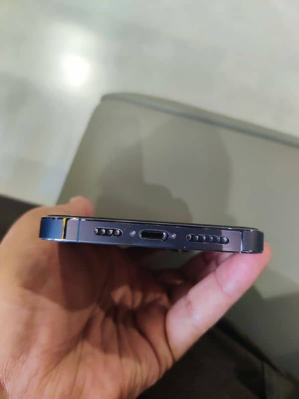 iphone 14 pro max jv 3
