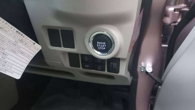 Daihatsu Cast 660 CC , Model 2022 , Unregistered , Import 2025 14