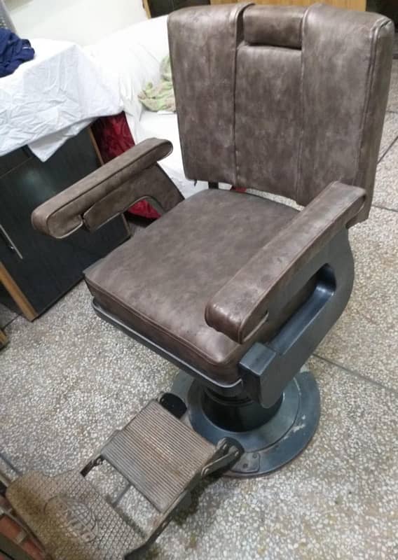 Salon Chairs And Facial and Wax Bed 2