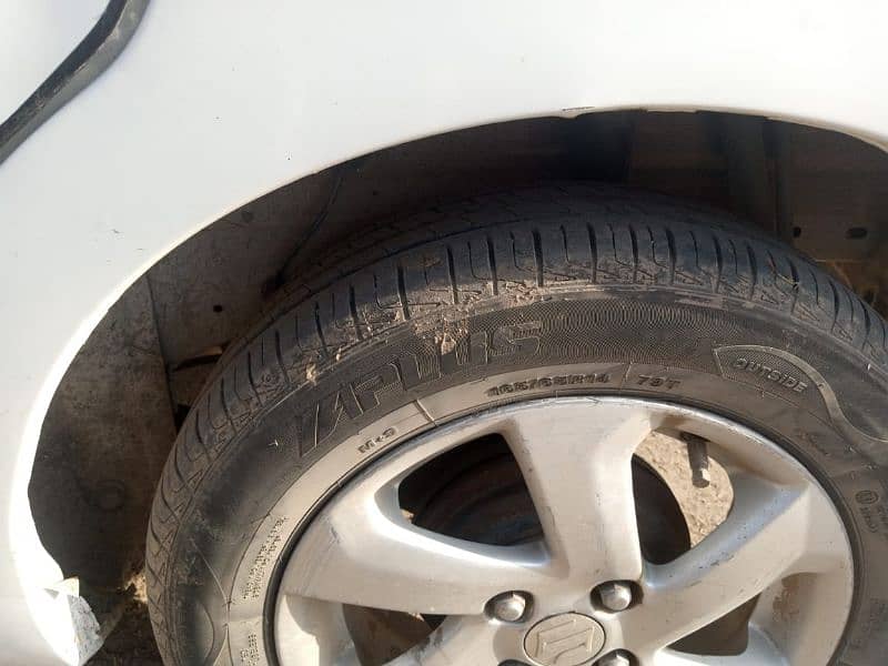 Suzuki Cultus VX 2017 4