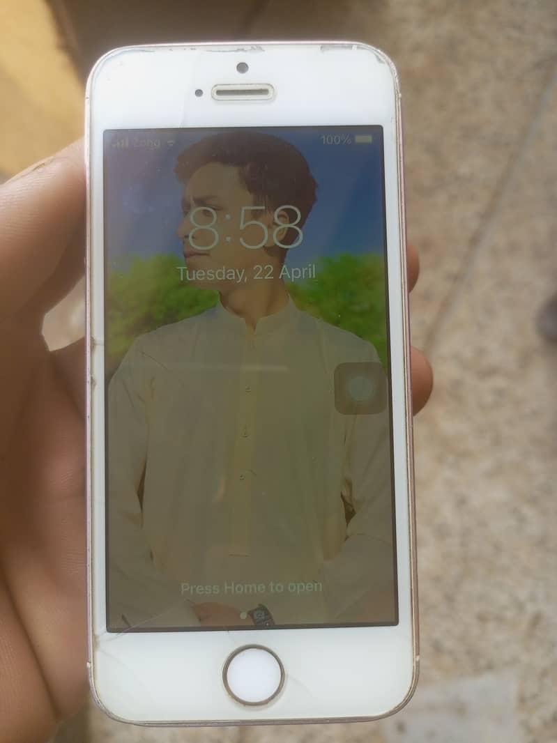 Iphone se 3