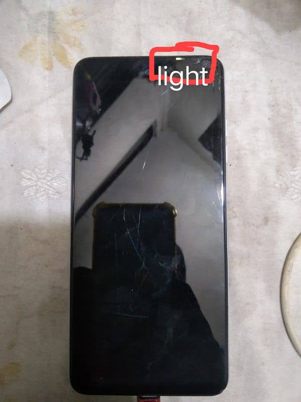 Tecno spark 20 bas grnaa ki waja sa phone on nhi ho rha 8