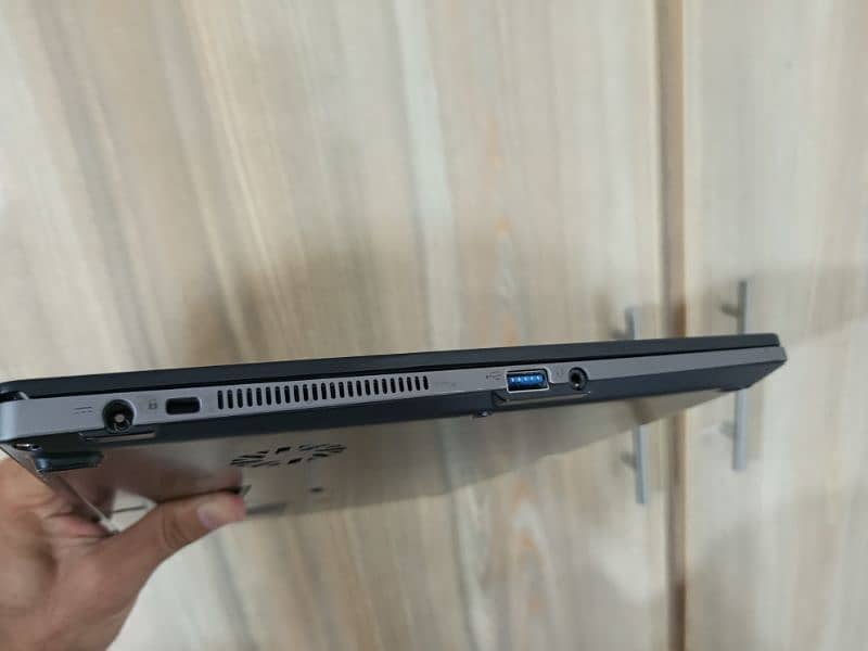 FUJITSU  Core i7  4th Generation LifeBook Touch Support 6