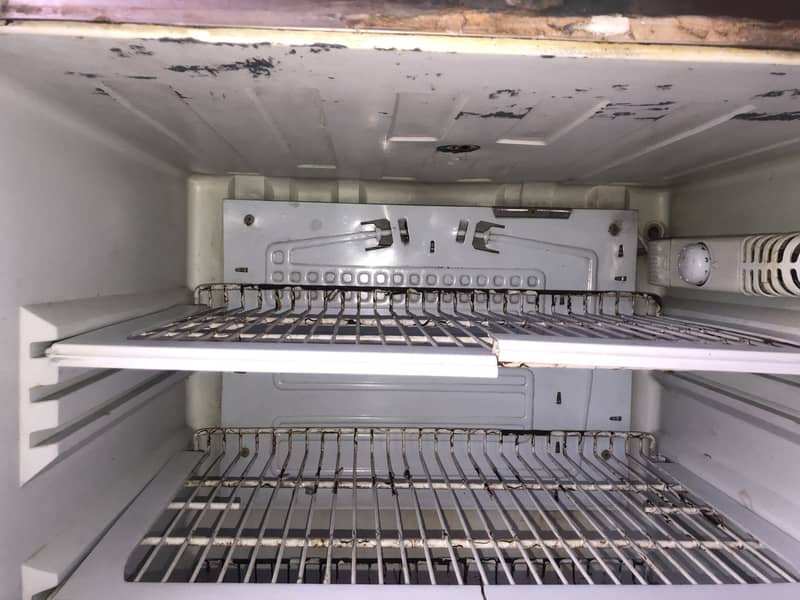 Pell Refrigerator For Sale 9