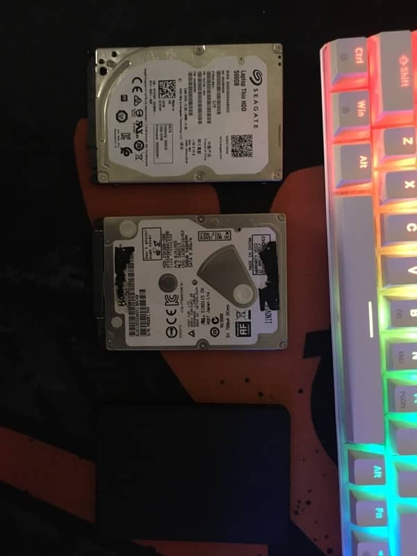 Hard drive 500GB SSD 256GB Read Description 0