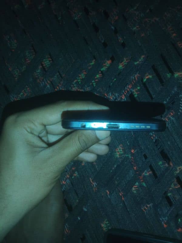 Infinix Note 11  4+3/ 128 3
