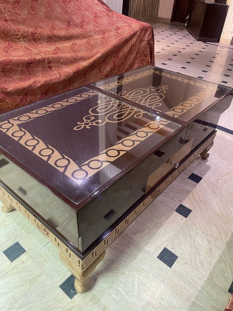 Wooden table/Center table 0