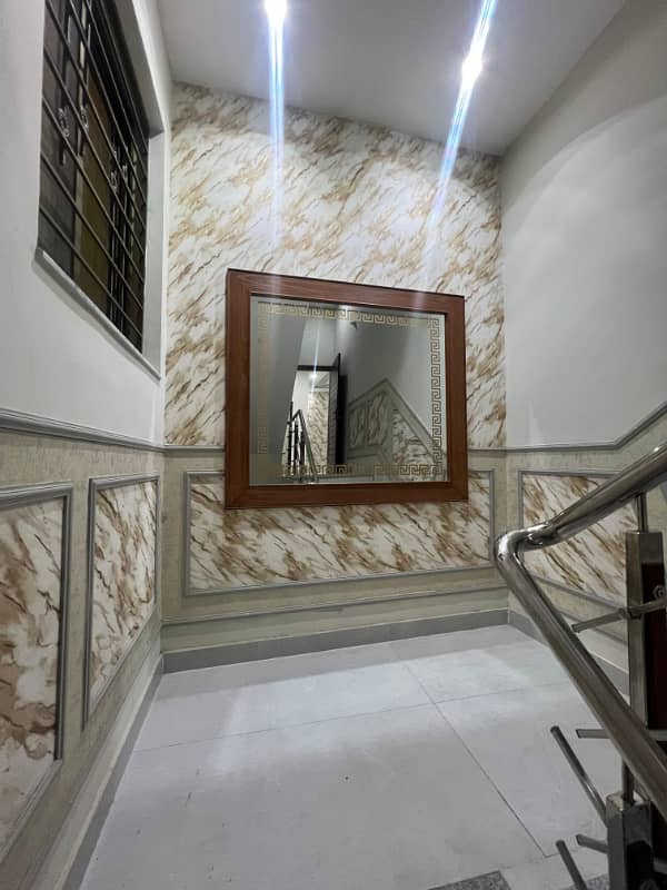 10 Marla Brand New House For Sale In Reasonable Price 16
