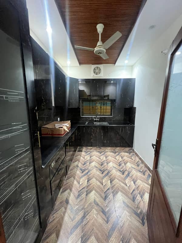 10 Marla Brand New House For Sale In Reasonable Price 18