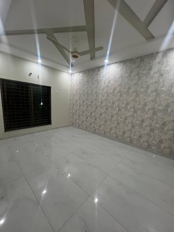 10 Marla Brand New House For Sale In Reasonable Price 20