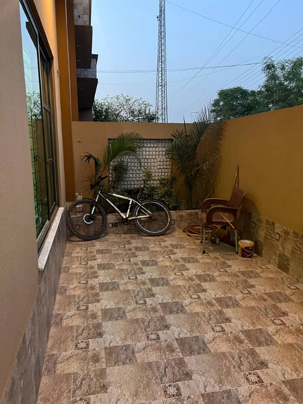 10 Marla Brand New House For Sale In Reasonable Price 37
