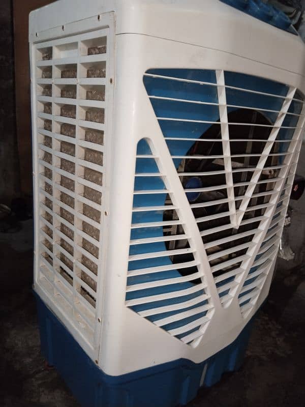 Air Cooler 4 Sell urgent 12 v 1