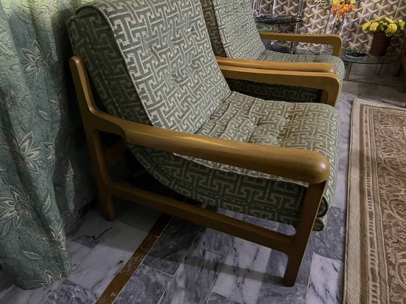 Sofa set 5 seater 4