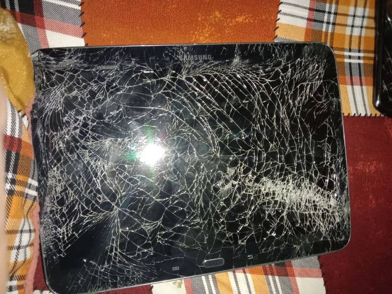 Samsung only one tab 0