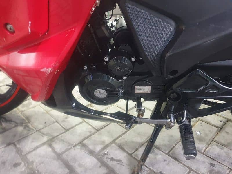 ZIMXCO 200CC heavy bike with keyless start  & heavy exhaust system. 6