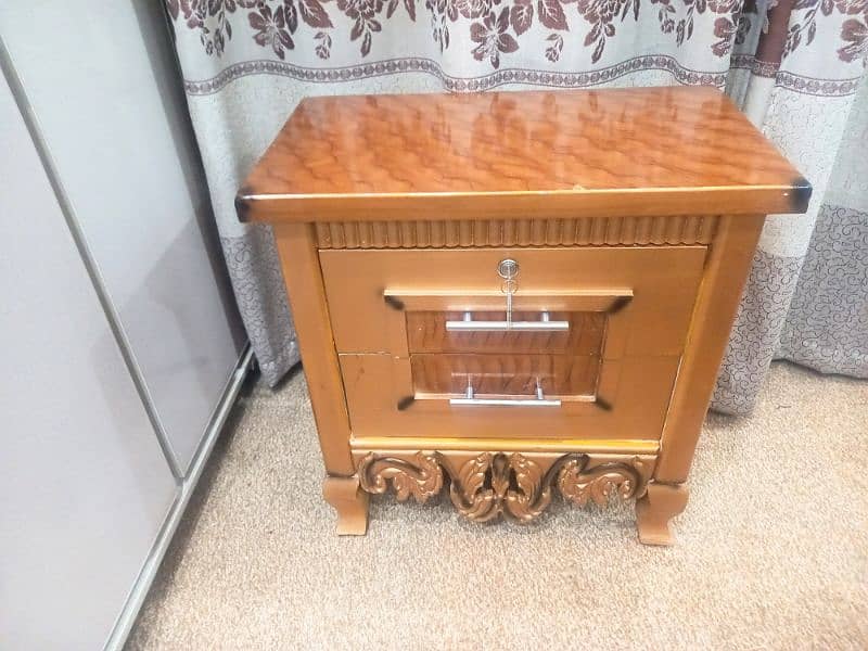New bed set king size good condition chionioty Design 1