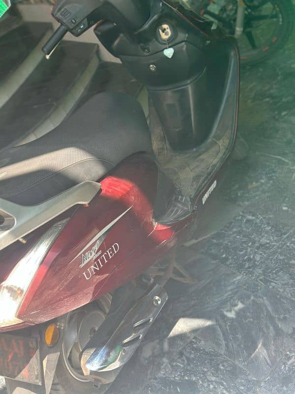 United scooty 100cc 3