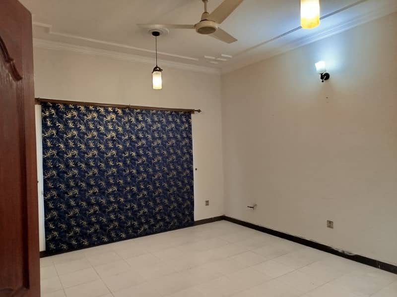 10 Marla Beautiful Ground portion Available for Rent in Bahria town phase 2 Rawalpindi 1