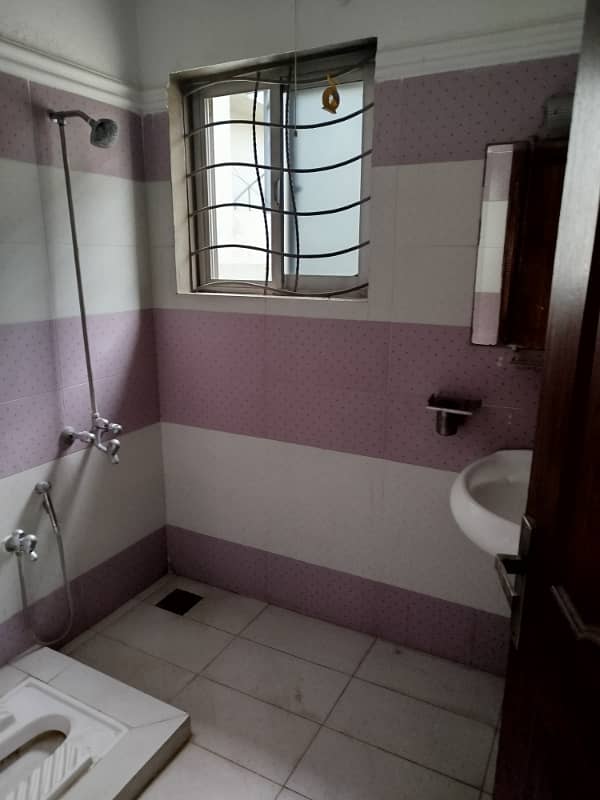 10 Marla Beautiful Ground portion Available for Rent in Bahria town phase 2 Rawalpindi 7